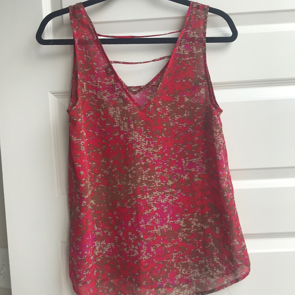 Multi colored tank - Picture 2 of 3